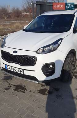 Внедорожник / Кроссовер Kia Sportage 2016 в Ватутино