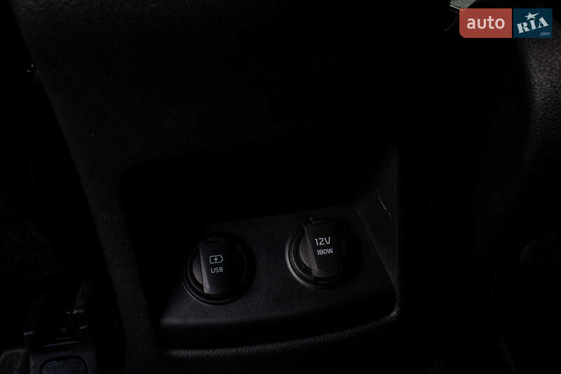 Внедорожник / Кроссовер Kia Sportage 2017 в Львове