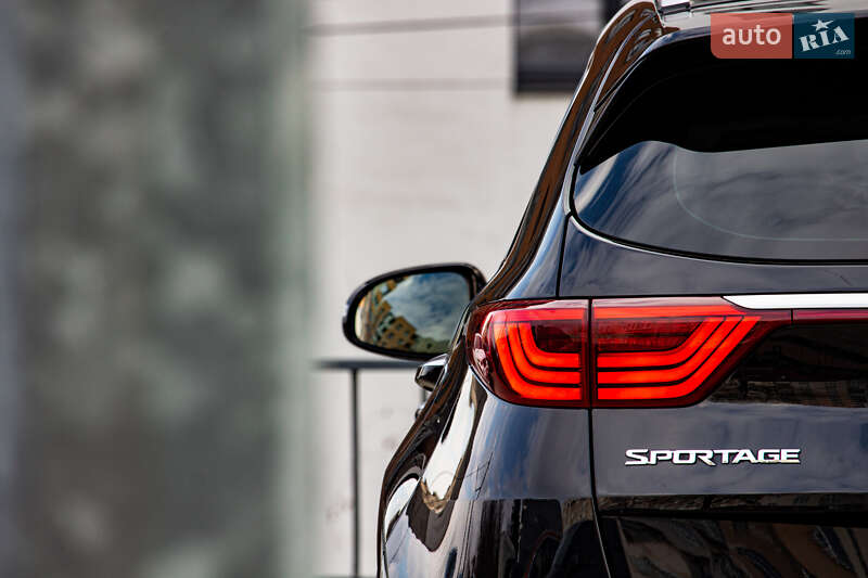Внедорожник / Кроссовер Kia Sportage 2017 в Львове
