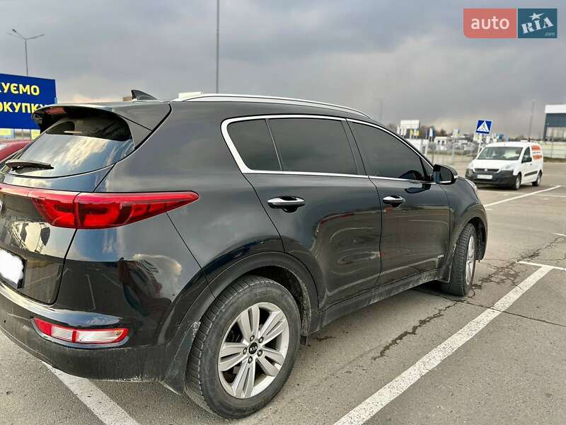 Внедорожник / Кроссовер Kia Sportage 2017 в Львове