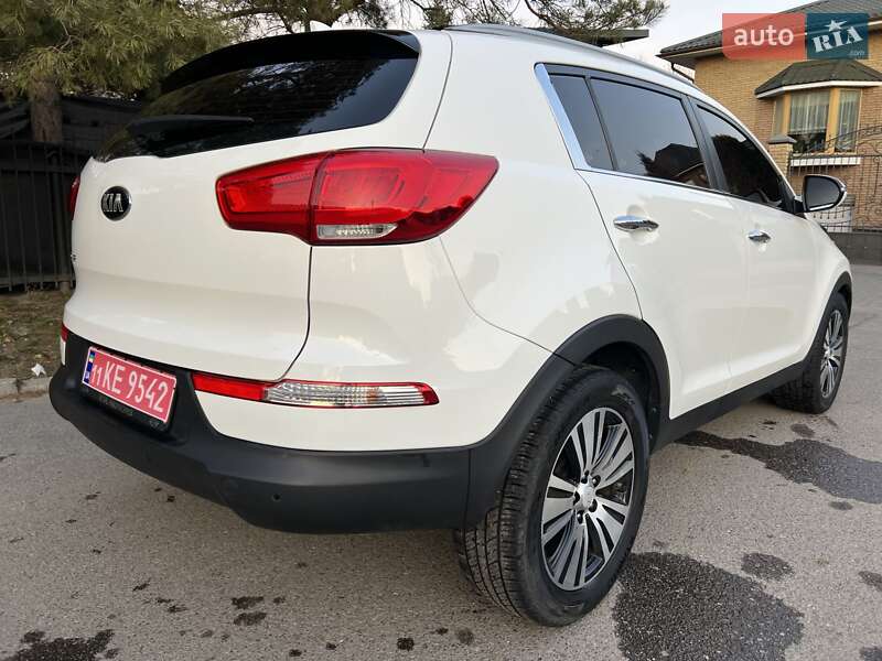 Внедорожник / Кроссовер Kia Sportage 2015 в Луцке