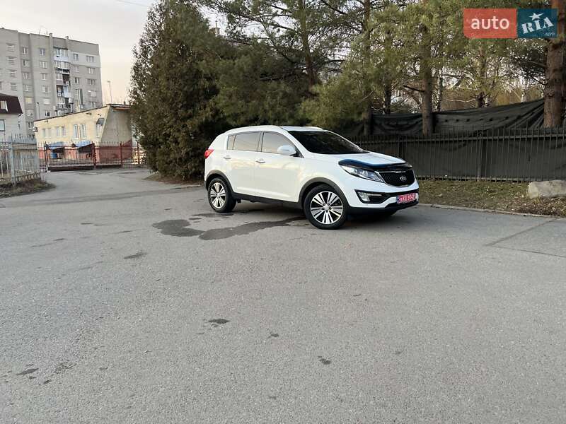 Внедорожник / Кроссовер Kia Sportage 2015 в Луцке