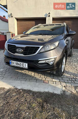 Внедорожник / Кроссовер Kia Sportage 2011 в Каменец-Подольском