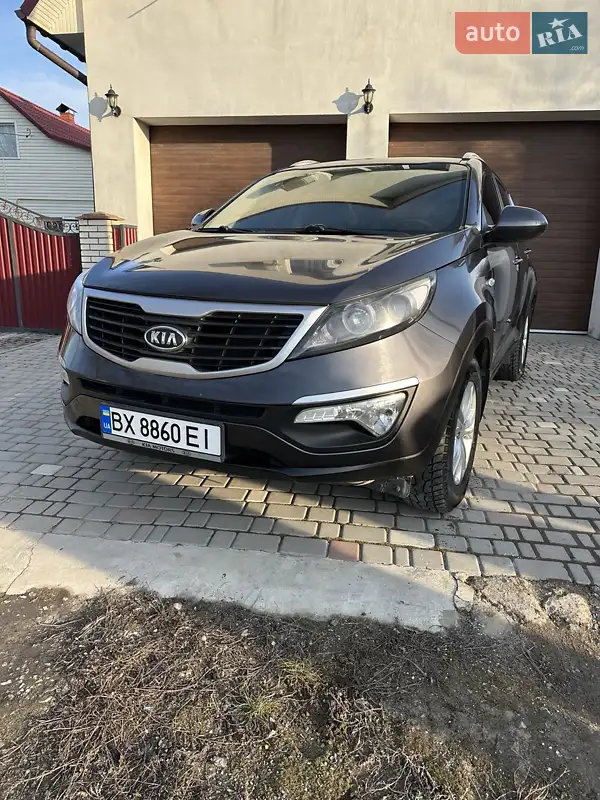 Позашляховик / Кросовер Kia Sportage 2011 в 