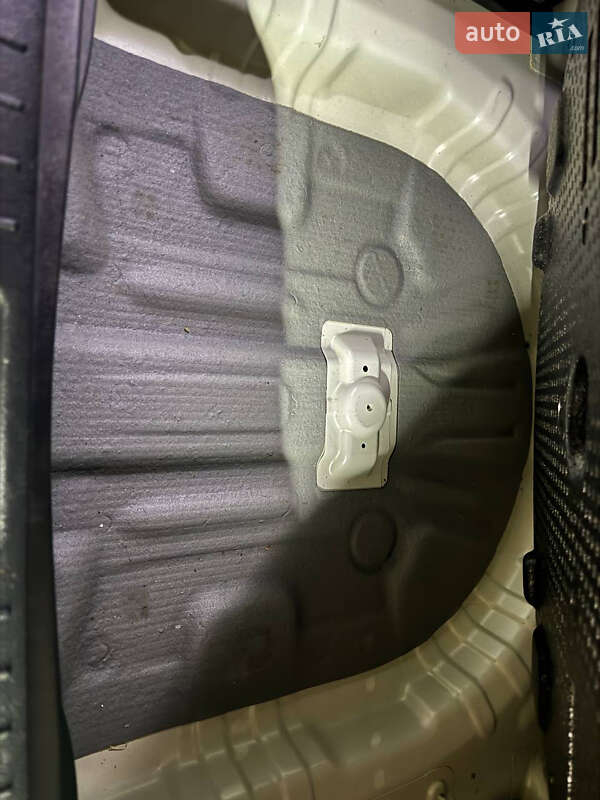 Внедорожник / Кроссовер Kia Sportage 2016 в Шептицькому