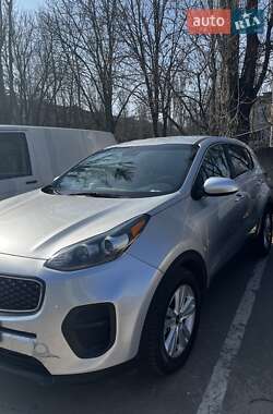 Внедорожник / Кроссовер Kia Sportage 2016 в 
