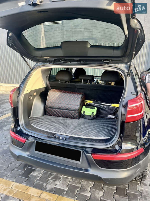 Внедорожник / Кроссовер Kia Sportage 2012 в Киеве