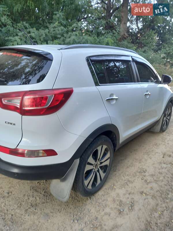 Внедорожник / Кроссовер Kia Sportage 2011 в Хмельнике