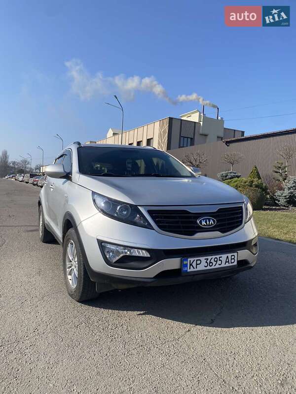 Позашляховик / Кросовер Kia Sportage 2011 в Запоріжжі