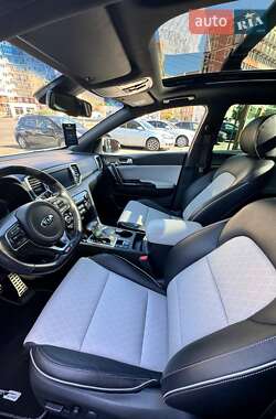 Внедорожник / Кроссовер Kia Sportage 2017 в 