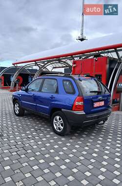 Внедорожник / Кроссовер Kia Sportage 2006 в 