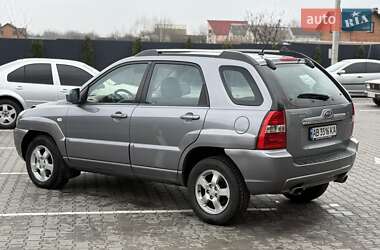 Внедорожник / Кроссовер Kia Sportage 2008 в 