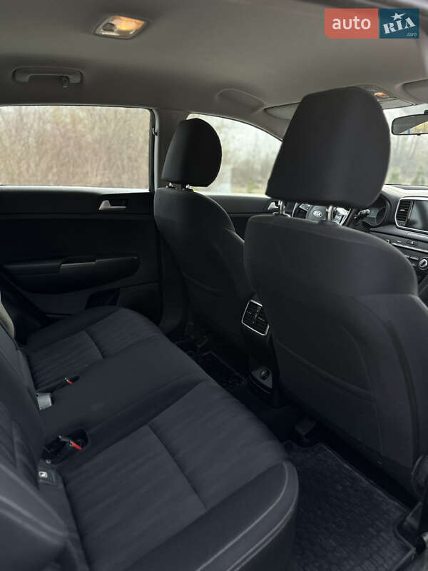 Внедорожник / Кроссовер Kia Sportage 2021 в Тернополе