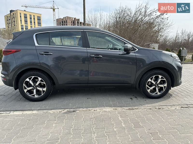 Внедорожник / Кроссовер Kia Sportage 2021 в Тернополе