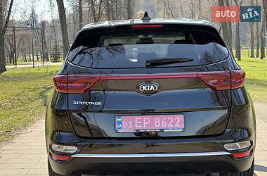 Позашляховик / Кросовер Kia Sportage 2021 в 