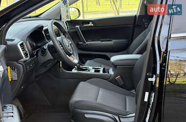 Позашляховик / Кросовер Kia Sportage 2021 в 