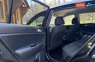 Позашляховик / Кросовер Kia Sportage 2021 в 
