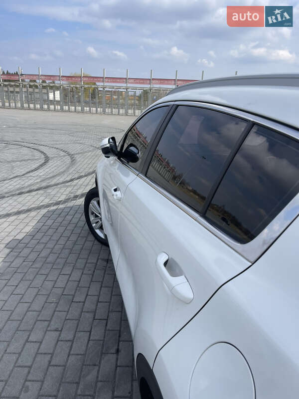 Внедорожник / Кроссовер Kia Sportage 2017 в Львове