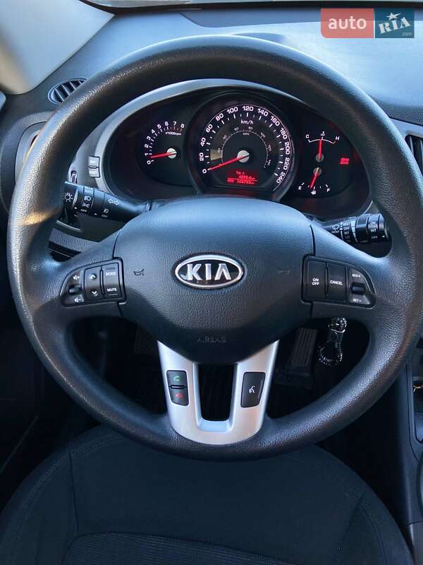 Внедорожник / Кроссовер Kia Sportage 2012 в Хмельницком