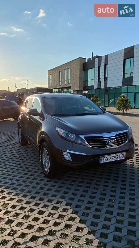 Внедорожник / Кроссовер Kia Sportage 2012 в Хмельницком