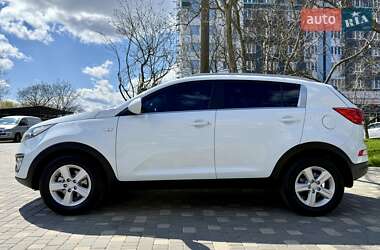 Внедорожник / Кроссовер Kia Sportage 2015 в 