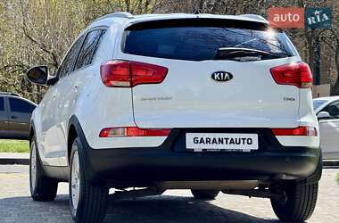Внедорожник / Кроссовер Kia Sportage 2015 в 