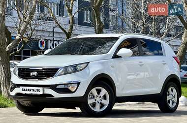 Внедорожник / Кроссовер Kia Sportage 2015 в 