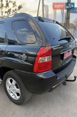 Внедорожник / Кроссовер Kia Sportage 2007 в 