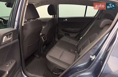 Позашляховик / Кросовер Kia Sportage 2019 в 