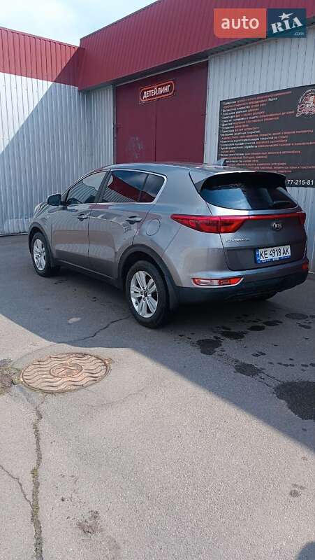 Позашляховик / Кросовер Kia Sportage 2016 в Кривому Розі