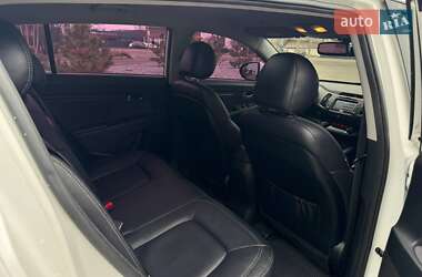 Внедорожник / Кроссовер Kia Sportage 2012 в 