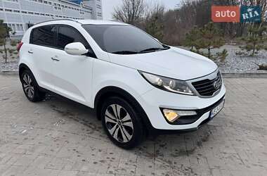 Внедорожник / Кроссовер Kia Sportage 2012 в 