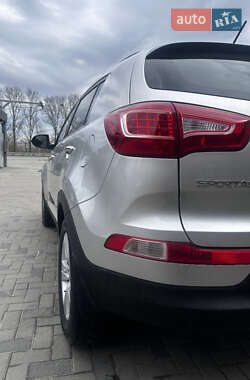 Позашляховик / Кросовер Kia Sportage 2012 в 