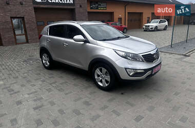 Позашляховик / Кросовер Kia Sportage 2012 в 