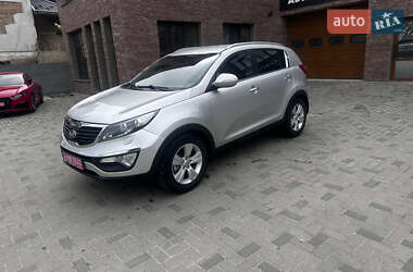 Позашляховик / Кросовер Kia Sportage 2012 в 