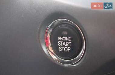 Внедорожник / Кроссовер Kia Sportage 2010 в 