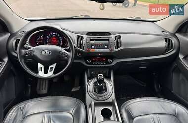 Внедорожник / Кроссовер Kia Sportage 2013 в 