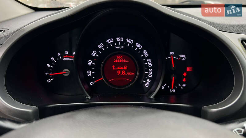 Внедорожник / Кроссовер Kia Sportage 2010 в Львове