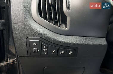 Внедорожник / Кроссовер Kia Sportage 2010 в 