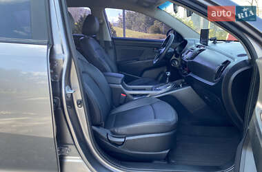Внедорожник / Кроссовер Kia Sportage 2012 в 