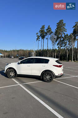 Внедорожник / Кроссовер Kia Sportage 2018 в 