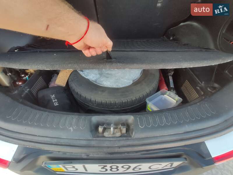 Позашляховик / Кросовер Kia Sportage 2013 в Полтаві фото 19 Позашляховик / Кросовер Kia Sportage 2013 в Полтаві