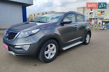 Позашляховик / Кросовер Kia Sportage 2013 в 
