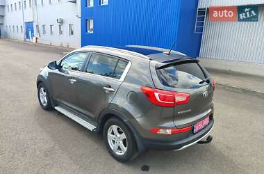 Позашляховик / Кросовер Kia Sportage 2013 в 