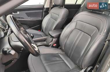 Позашляховик / Кросовер Kia Sportage 2013 в 