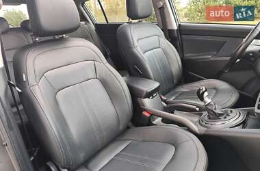 Позашляховик / Кросовер Kia Sportage 2013 в 