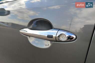 Позашляховик / Кросовер Kia Sportage 2013 в 