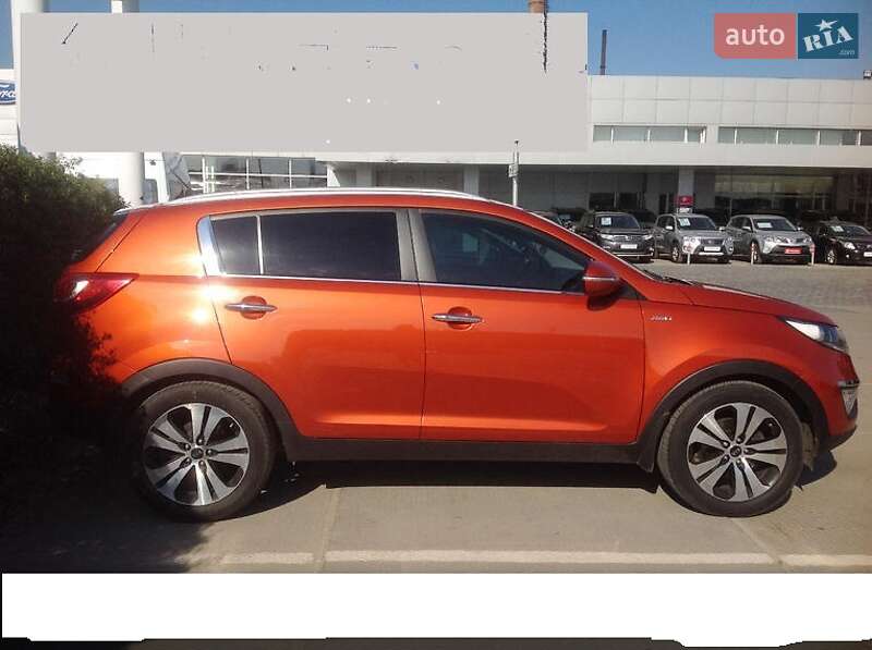 Внедорожник / Кроссовер Kia Sportage 2011 в 