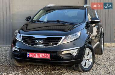 Внедорожник / Кроссовер Kia Sportage 2012 в 