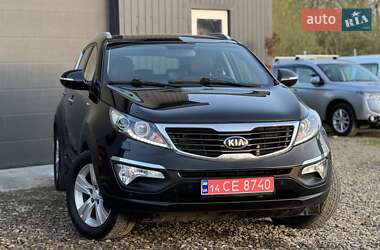 Внедорожник / Кроссовер Kia Sportage 2012 в 